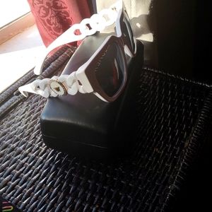 NEW VERSACE VE4409 314/87 WHITE/GOLD SUNGLASSES W/polishing CLOTH AND CASE